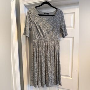Mikarose Grey ‘Emmy’ Lace Scoop Neck Midi Dress